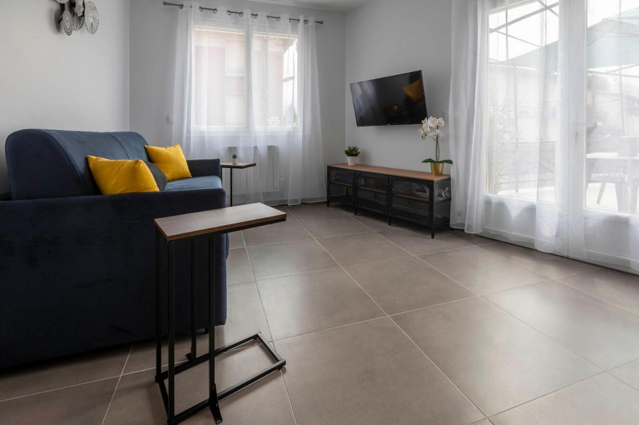 Loc Trotteur Le Graphite T2 Grand Confort Terrasse Lourdes Exterior foto
